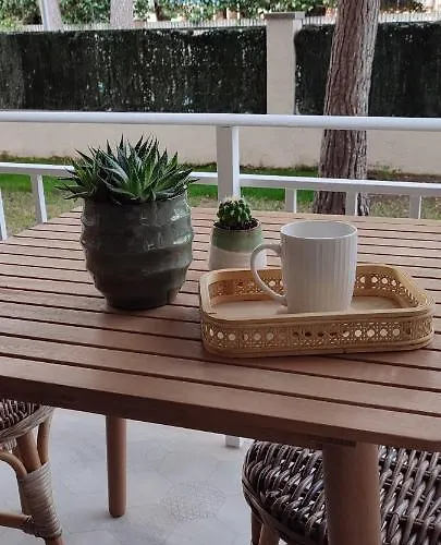 Marina's Calm Apartment